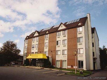Days Inn & Suites By Wyndham Summerside Exterior photo